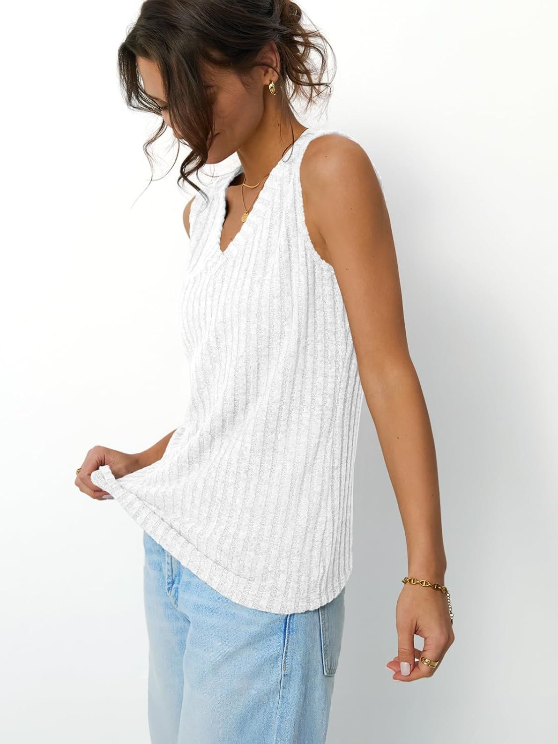 AUTOMET Womens Tank Tops Summer Sleeveless Shirts Spring 2025 V Neck Loose Fit Casual Clothes Trendy Fashion Outfits - Image 8