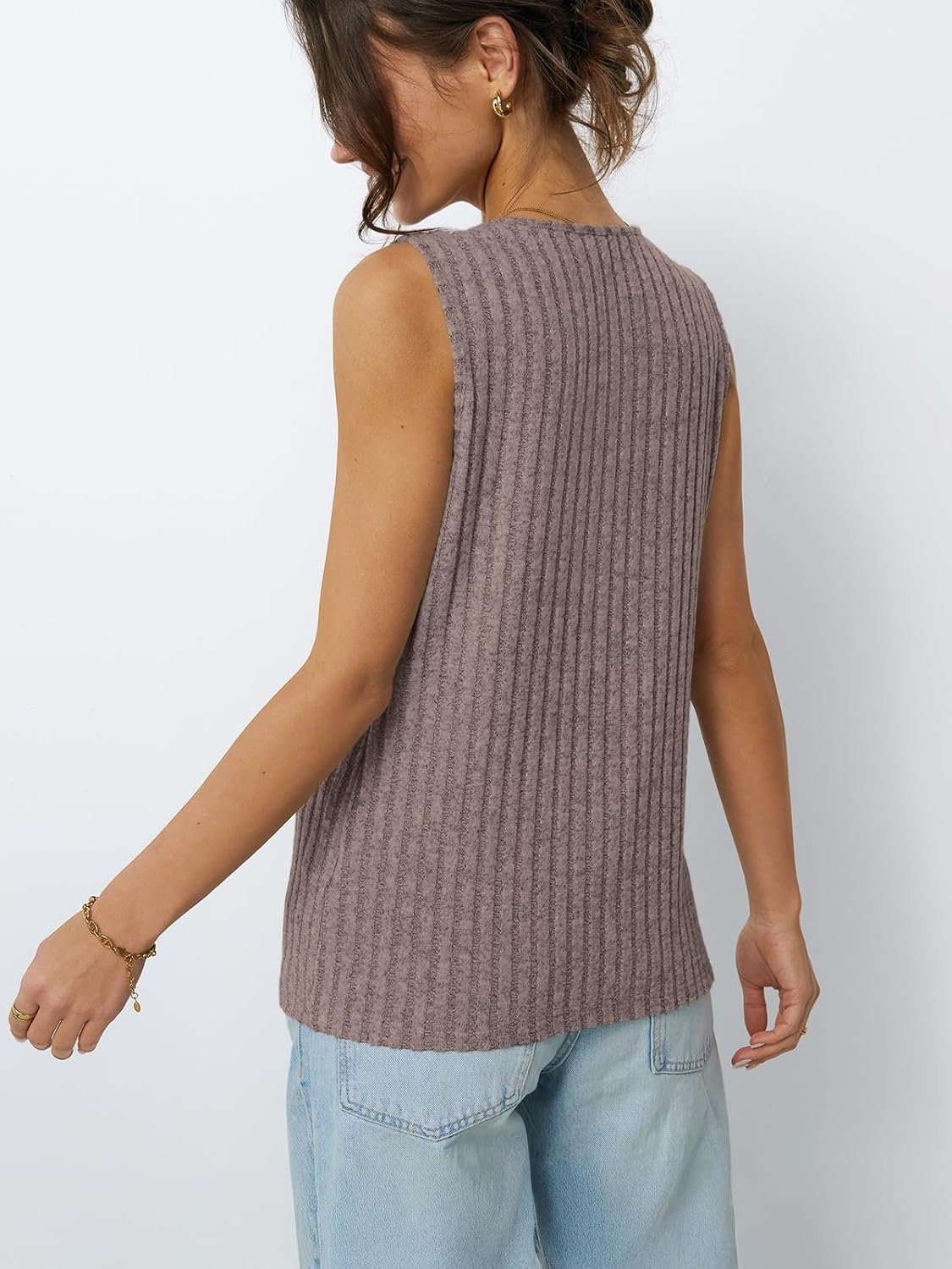 AUTOMET Womens Tank Tops Summer Sleeveless Shirts Spring 2025 V Neck Loose Fit Casual Clothes Trendy Fashion Outfits - Image 49