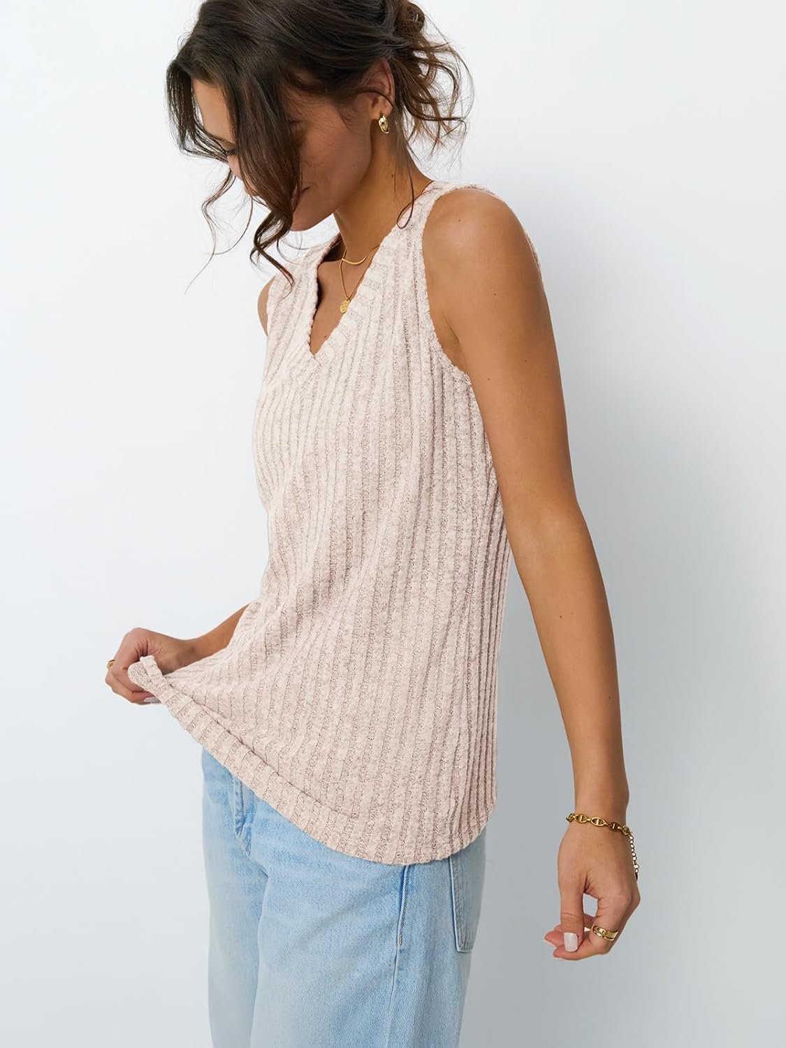 AUTOMET Womens Tank Tops Summer Sleeveless Shirts Spring 2025 V Neck Loose Fit Casual Clothes Trendy Fashion Outfits - Image 13