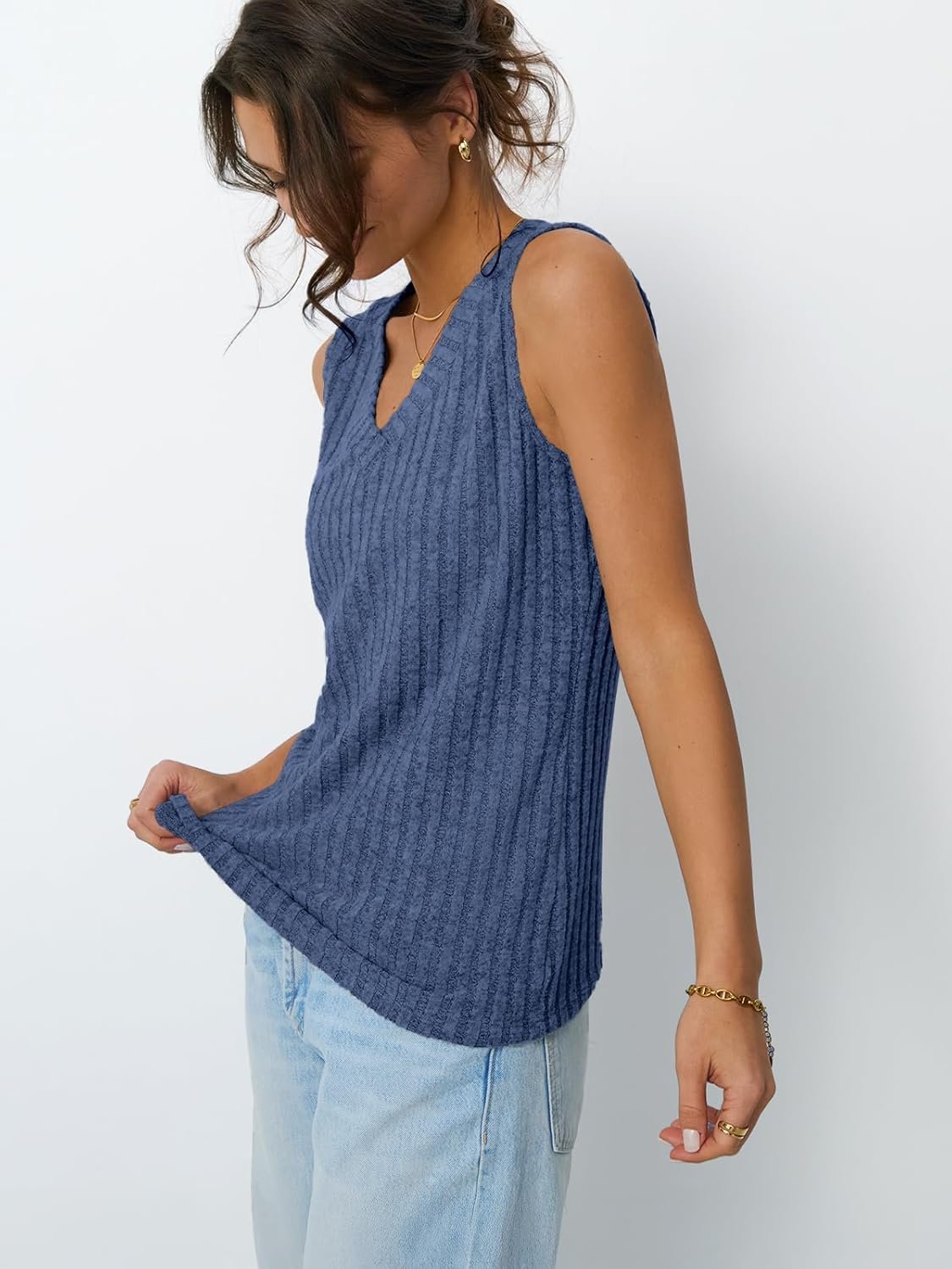 AUTOMET Womens Tank Tops Summer Sleeveless Shirts Spring 2025 V Neck Loose Fit Casual Clothes Trendy Fashion Outfits - Image 18